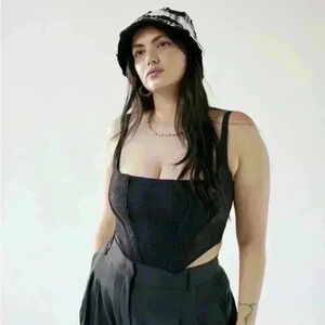 Urban Outfitters Out From Under Lovestruck Lace Corset - S